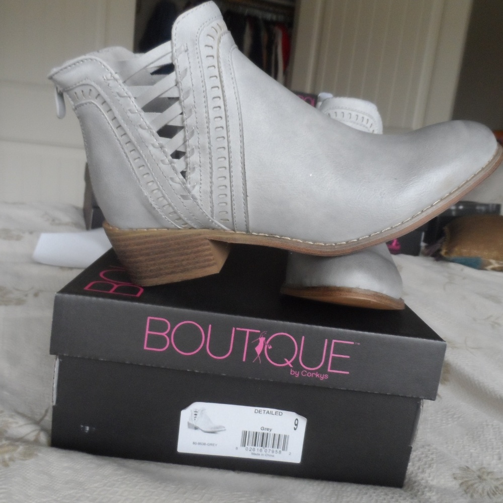 Grey bootie - Picture 3 of 8